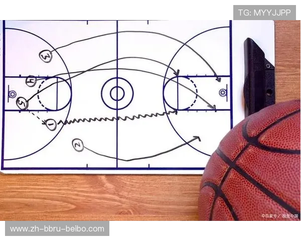 篮球比赛中如何有效运用边线进攻战术创造得分机会